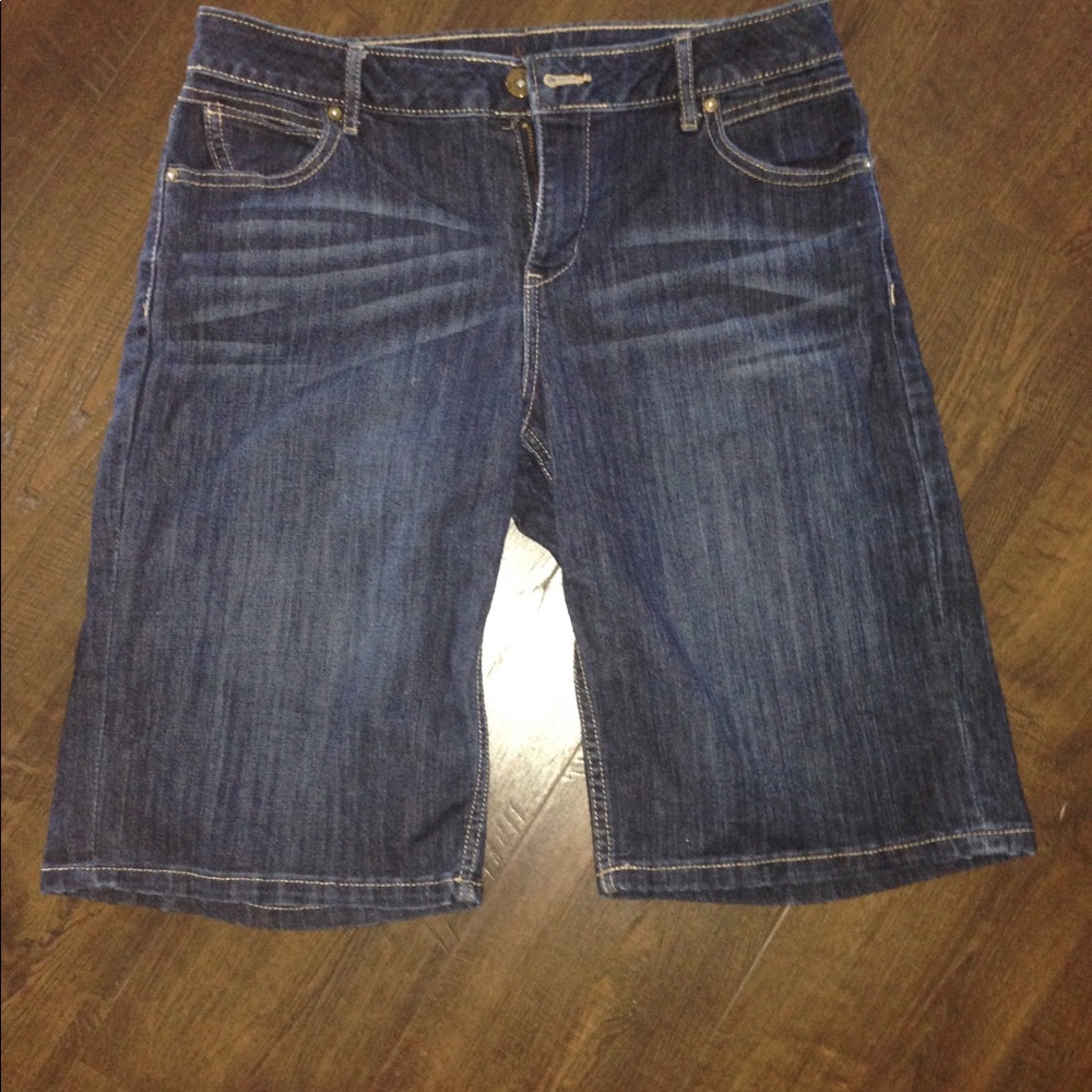 Bermuda Jean Shorts